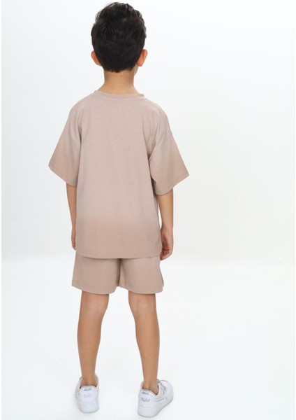 Erkek Çocuk Yıkama Efektli Baskılı Şortlu Takım fırsatları