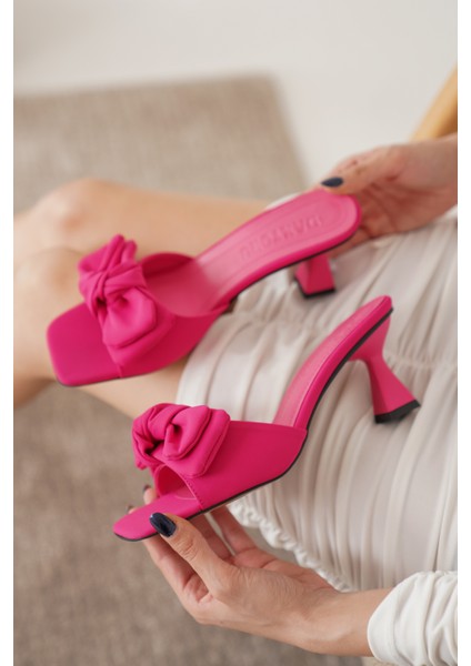 Kadın Klasik Fiyonklu Topuklu Terlik Orta Topuklu Rahat Kullanım Pembe fırsatları