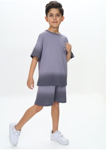 Erkek Çocuk Yıkama Efektli Baskılı Şortlu Takım fırsatları