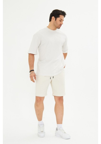 Erkek Pamuklu Basic Oversize Bisiklet Yaka Kısa Kollu Tişört