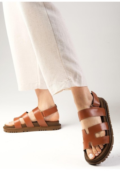 Gia Taba Renk Cırt Bantlı Kadın Sandalet fırsatları