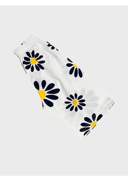 Kız Çocuk Pamuklu Beyaz Lacivert Çiçek Desenli Kısa Kollu Şortlu Yazlık Pijama Takımı fırsatları