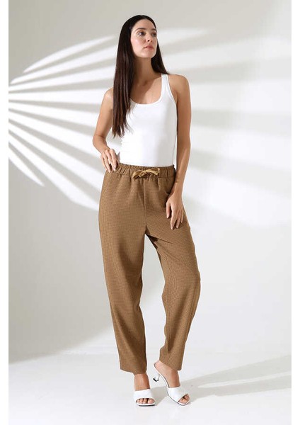 Kadın Kahve Çizgili Beli Lastikli Havuç Paça Klasik Pantolon Xn 8020 fırsatları