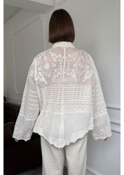 Oversize Nakışlı Gömlek- Bej