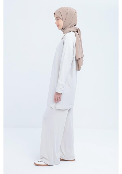 Taş-Manşeti Nervür Detaylı Yırtmaçlı Tunik modelleri