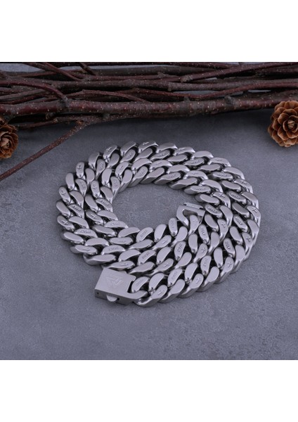 Geleneksel Çin Müziği Bir Grup Insanın Elinde Çinko ile Çalınır, Punk Hip Hop Hayranları Da Bir Grup Insanın Elinde Çinko ile Çalmayı Severler. (Yurt Dışından) modelleri