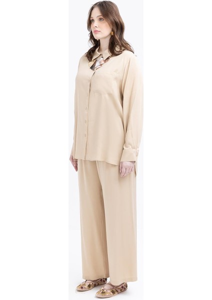 Bej-Cep Detaylı Büyük Beden Pantolonlu Takım modelleri