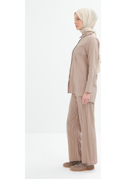 Vizon-Kraşlı Pantolonlu Takım modelleri