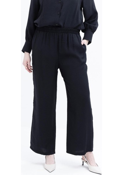 Siyah-Yırtmaç Detaylı Büyük Beden Modal Pantolonlu Takım fırsatları