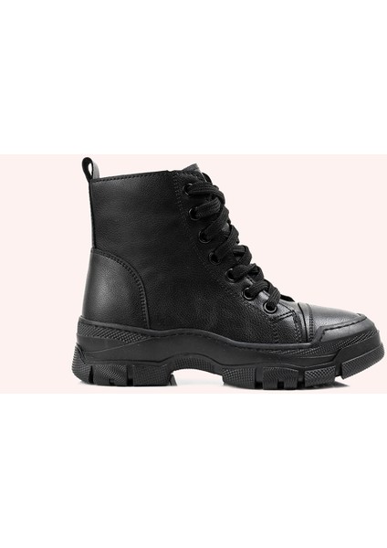 Kız Çocuk Kalın Taban Bağcıklı Siyah Bot