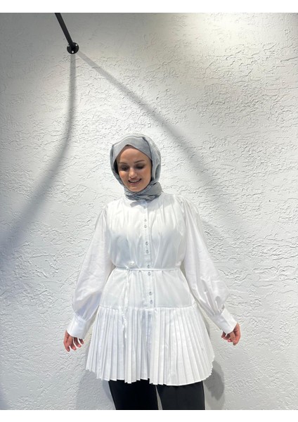 Etek Ucu Pileli Gömlek Beyaz