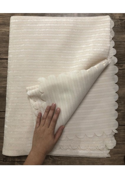 Süngerli Çizgili Koltuk Örtüsü ( Yeni Model ) Krem
