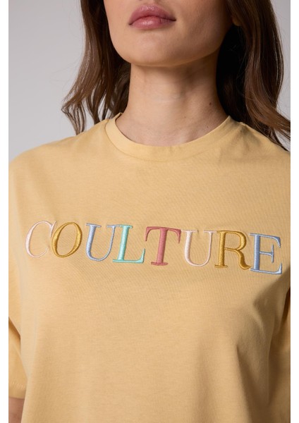 Kadın T-Shirt Sarı Culture Nakışlı Oversize Basic - 2508