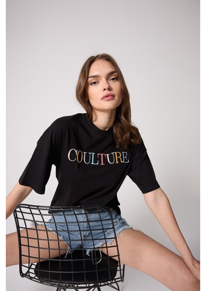 Kadın T-Shirt Siyah Culture Nakışlı Oversize Basic - 2508