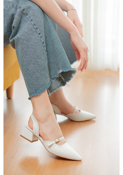 Lovis Beyaz Önü Baretli ( 4 cm Topuklu ) Sivri Burun Topuklu Ayakkabı fırsatları