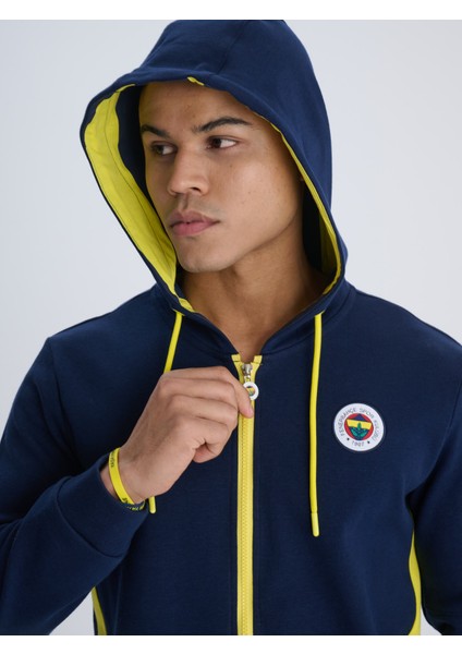 Erkek Trıbun Parça Detaylı Sweat fırsatları