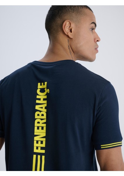 Erkek Trıbun Sırt Detaylı Tshırt fırsatları