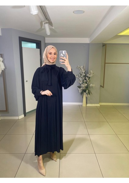 Jarse Omuzu Büzgülü Yakadan Fularlı Elbise