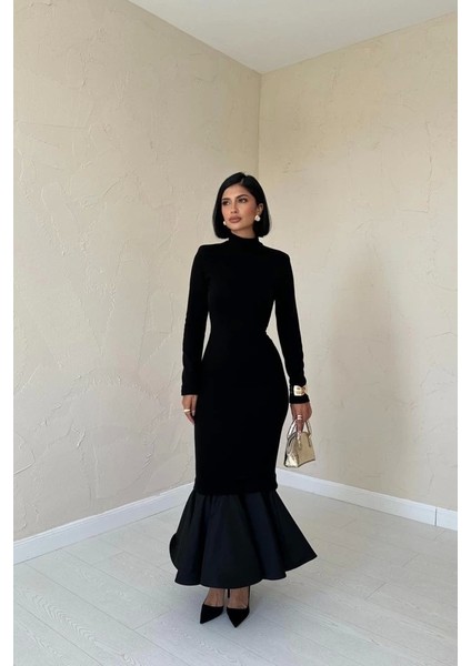 Siyah Eteği Garnili Triko Elbise