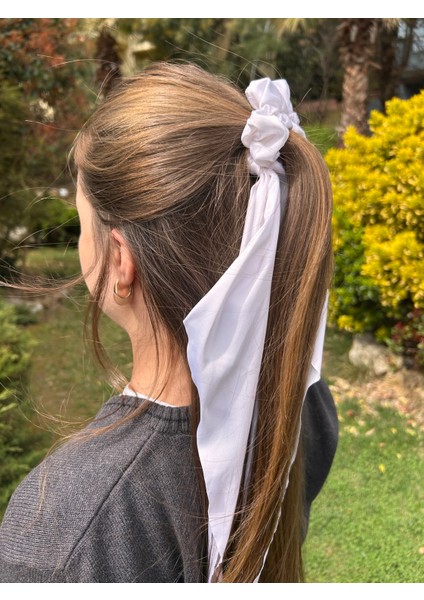 Saten Kadın Fular Model Beyaz Lastikli Saç Tokası