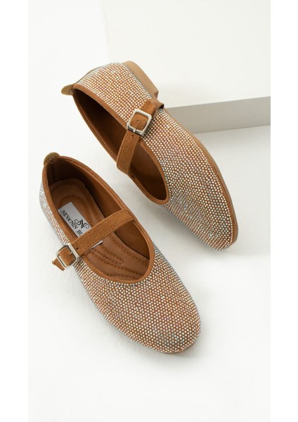 Parıltı Yuvarlak Burun Düz Taban Bant Detaylı Taşlı Günlük Kullanım Babet - Kahverengi fırsatları