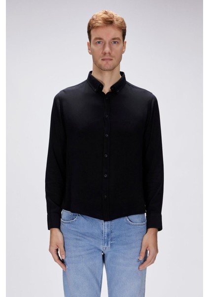 25.01.30.007 Erkek Gömlek