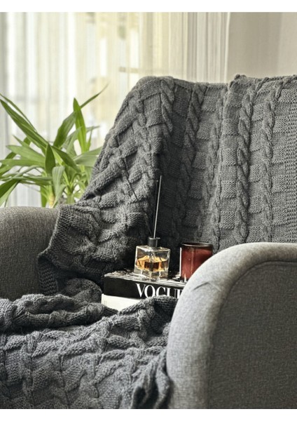 Saç Örgülü Kareli Triko Tv Battaniyesi Koltuk Şalı