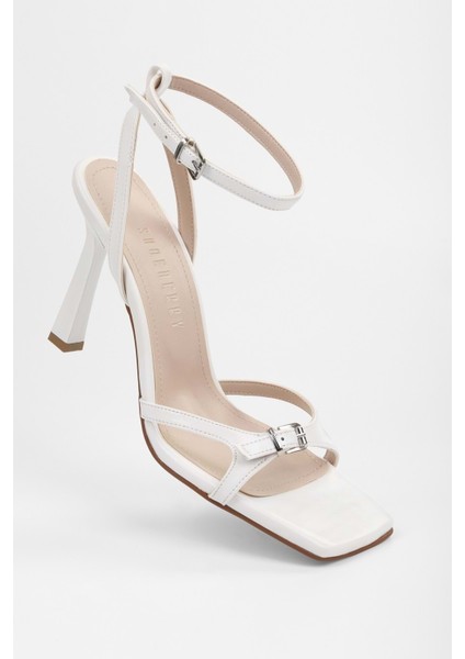 Kadın Jolie Beyaz Cilt Kemer Detaylı Topuklu Ayakkabı modelleri