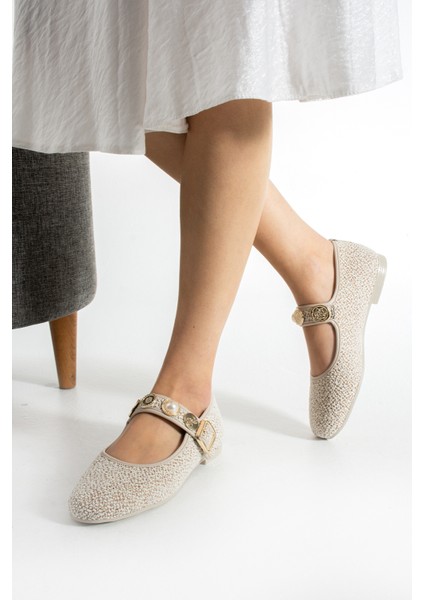 Kraki Kilim Kumaş Yuvarlak Burun Aksesuarlı Kadın Babet modelleri