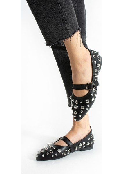 Tramo Trok Aksesuarlı Tek Bant Sivri Burun Kadın Babet fırsatları