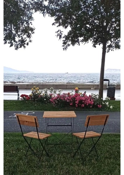 Katlanabilir masa ve sandalye