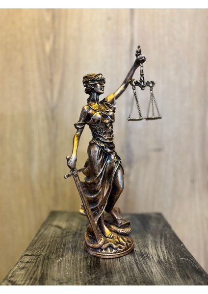 Themis Adalet Tanrıçası Heykel Biblo 30 cm