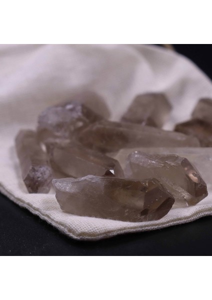Dumanlı Kuvars Taşı Kazık Diş Meditasyon Işlenmemiş Doğal Taş Ham Kütle 15/25 gr