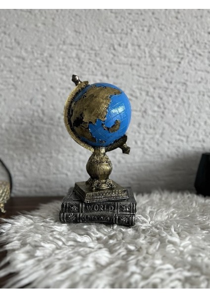 Dünya Küresi Kitaplı