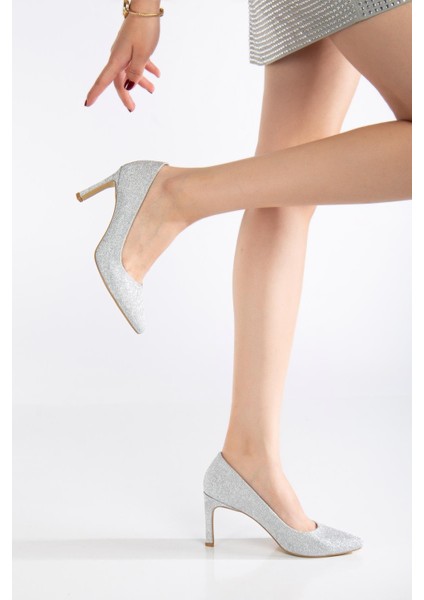Kadın Ince Topuklu Stiletto Gümüş Parlak Malzeme Aynalı Jurdan fiyatları