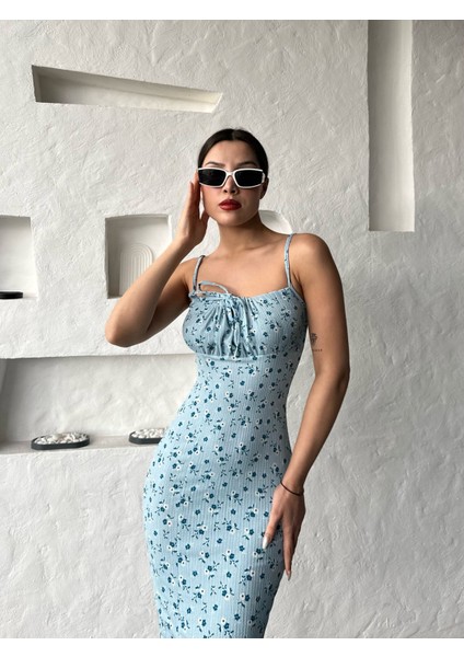 Açık Mavi Desenli Gofret Göğüs Bağlamalı Askılı Elbise