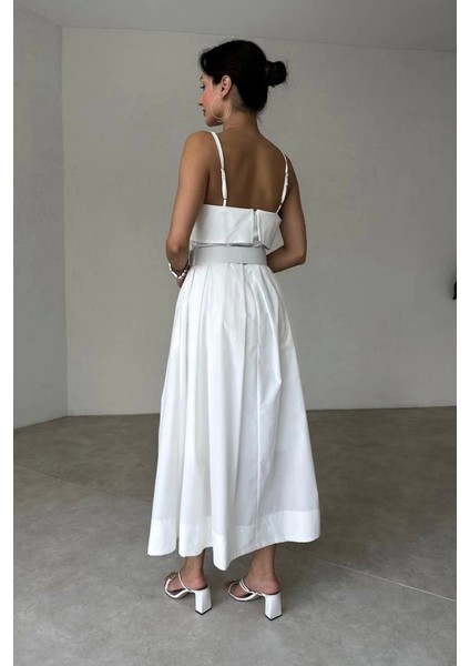 Beyaz Beli Kemerli Pileli Elbise