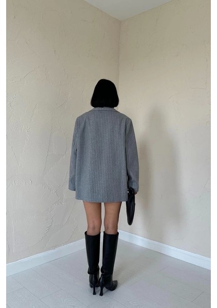 Gri Çizgili Oversize Ceket
