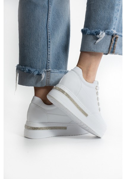 Dora Gizli Ökçe Yüksek Taban Bağcıklı Kadın Spor Ayakkabı Sneaker fırsatları