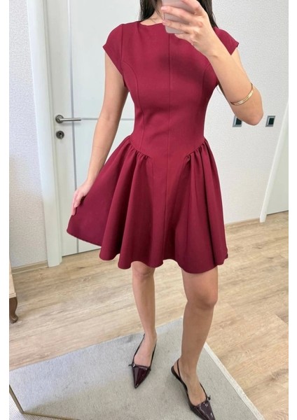 Sırt Dekolteli Çan Detaylı Mini Elbise - Bordo