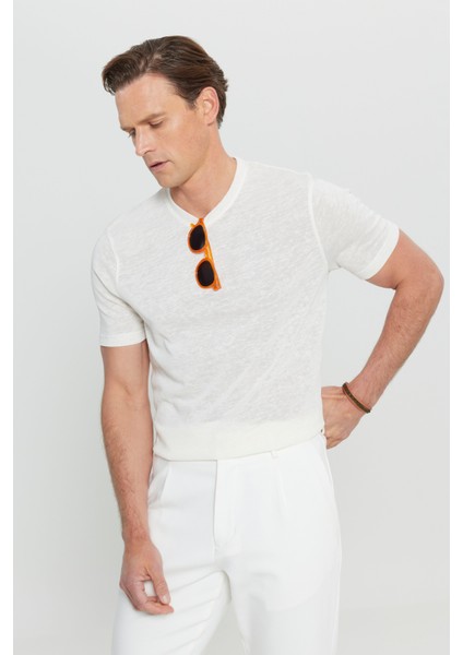 Pamuklu Slim Fit Dar Kesim Bisiklet Yaka Tişört fırsatları
