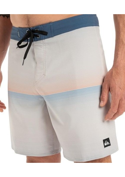 Eqybs04889-Sfa6 Surfsilk Straight Leg 18 Erkek Boardshort