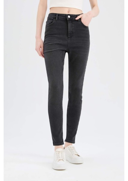 Skinny Fit Yüksek Bel Düz Paça Uzun Jean Kar Yıkamalı Pantolon D6601AX25SP