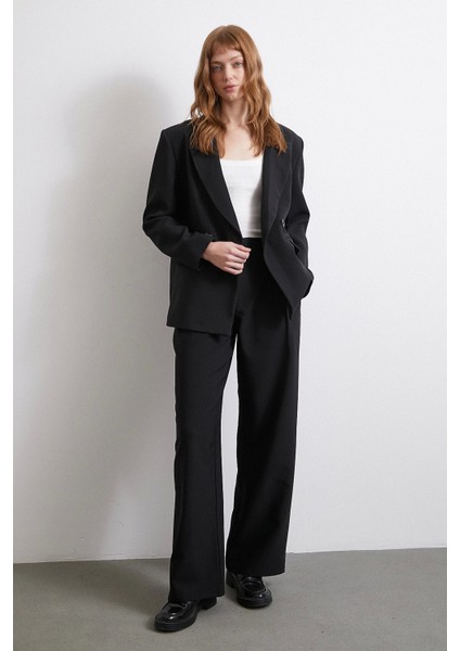 Bel Detaylı Wide Leg Pantolon Siyah