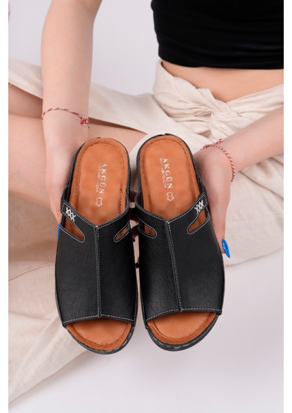 Kadın Hakiki Deri Siyah Masaj Tabanlı Comfort Terlik