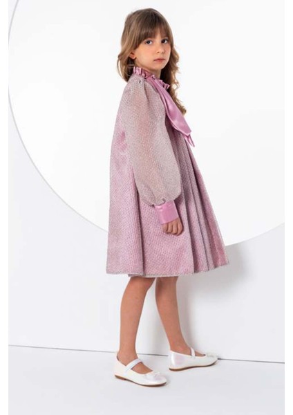 Kız Çocuk Omzu Kurdele Detaylı Yakası Fırfırlı Şerit Pullu Pileli Gül Kurusu Elbise fiyatları