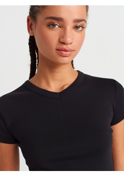 31673 V Yaka T-Shirt-Siyah modelleri