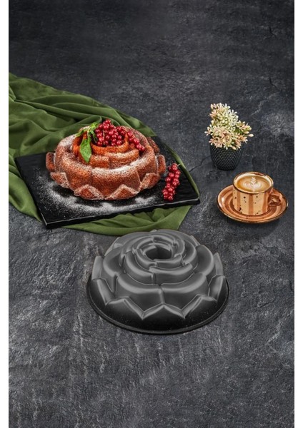 Gül Desenli Kek Kalıbı