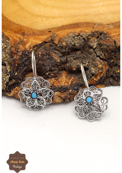 Firuze Taşlı Çiçek Model Oksitli Telkari Kadın Gümüş Küpe 201023903