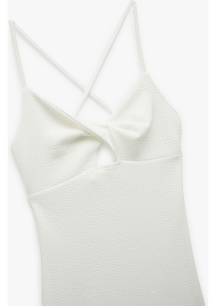 Çapraz Ip Askılı Sırt Detaylı Dar Kesim Mini Bodycon Elbise
